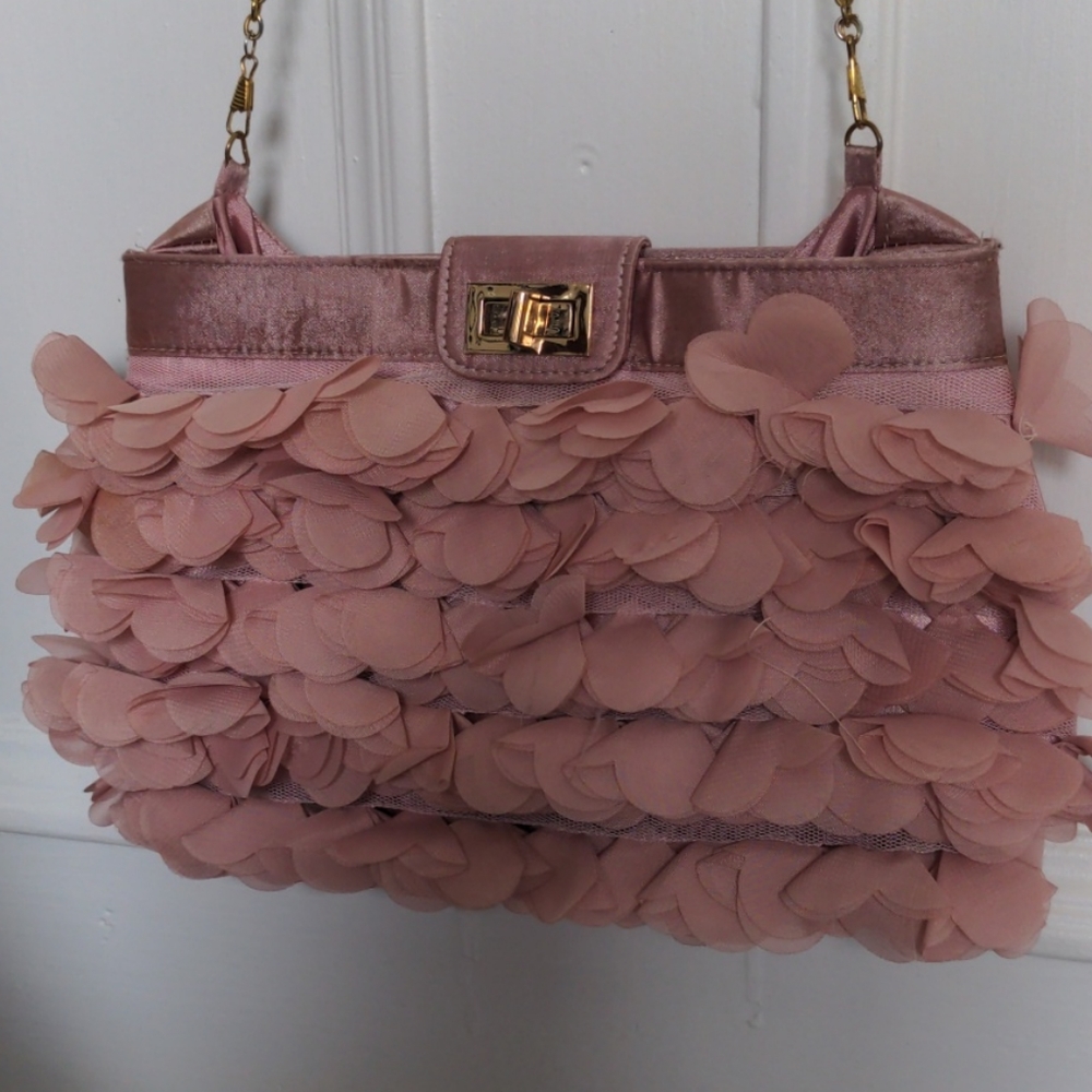 Dust rose purse